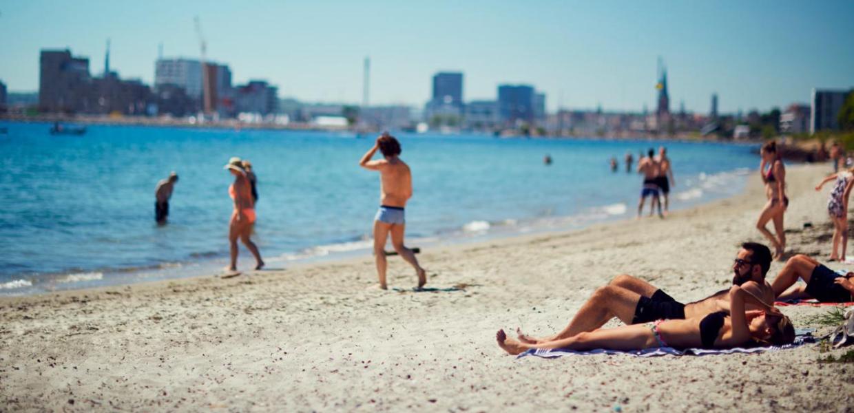 Somer og strand ved Den Permanente i Aarhus