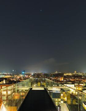 Aftenblik fra Salling Rooftop ud over Aarhus